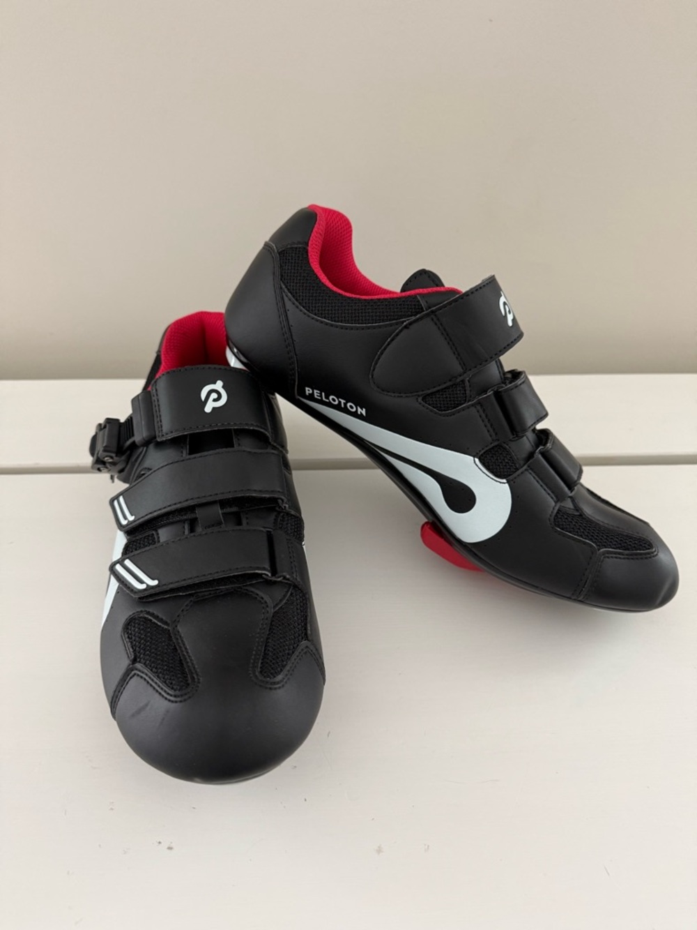 Peloton Cycling Shoes EU 43/ Men’s 10 Women’s 11 Spin Bike Shoes with Cleats